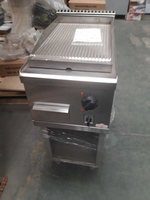 Поверхня для смаження (гриль поверхня) ребриста, нова, гарантія