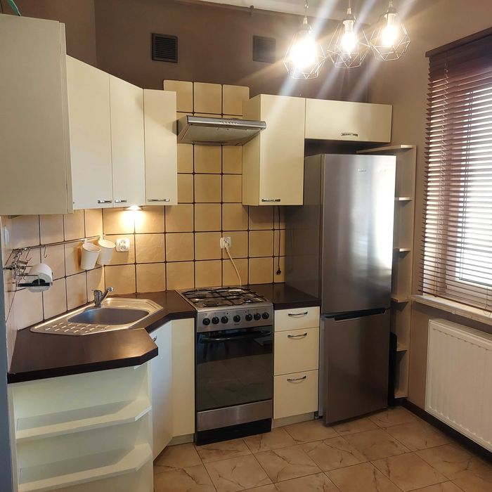 Wynajmę mieszkanie z miejscem parkingowym