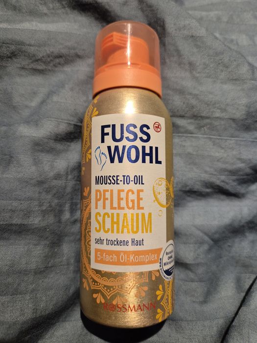 Prawie pełna! ROSSMANN Fuss Wohl pianka olejek do suchych stóp z 5 olejkami  100 ml