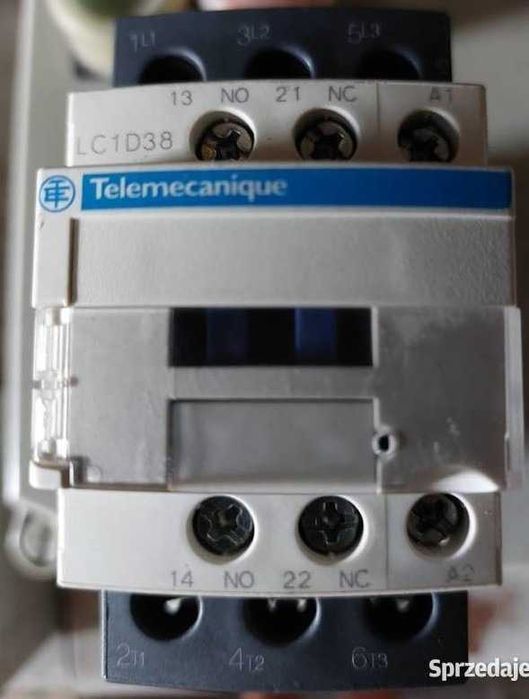 Stycznik Telemecanique LC1D38P7
