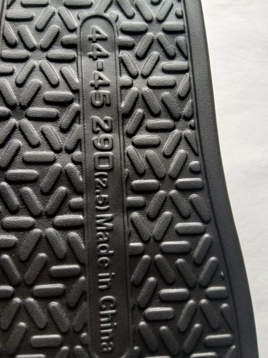 Мужские  тапочки чёрные