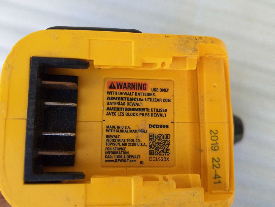 Шуруповерт DeWALT DCD996 XR
