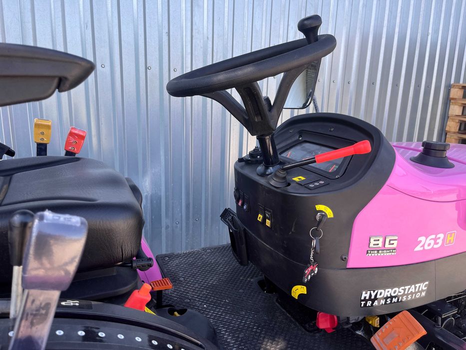 Traktorek Kosiarka międzyosiowa Silnik Mitsubishi 25 KM 3 cylindry HST