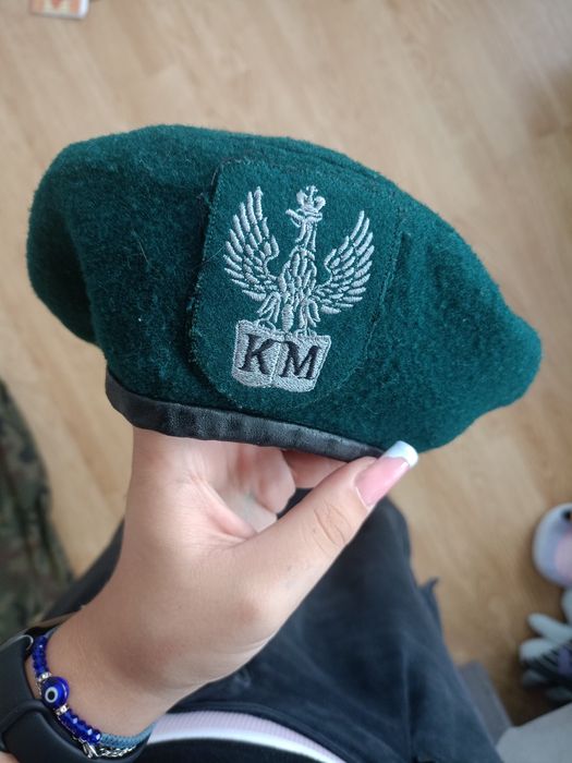 sprzedam beret...