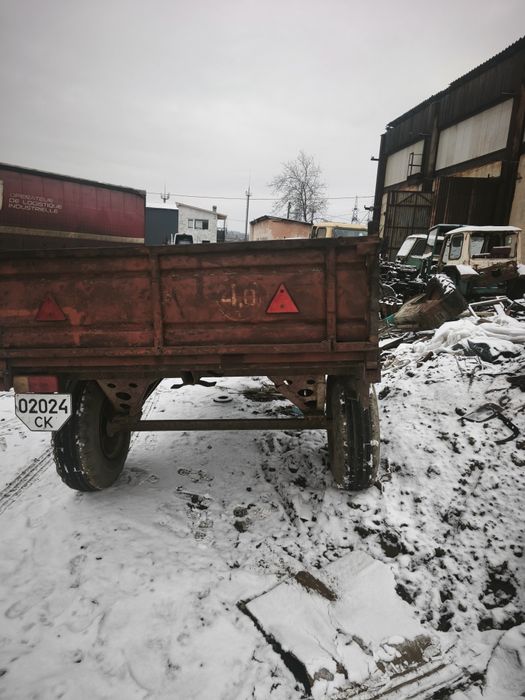 Причіп одноосний до трактора