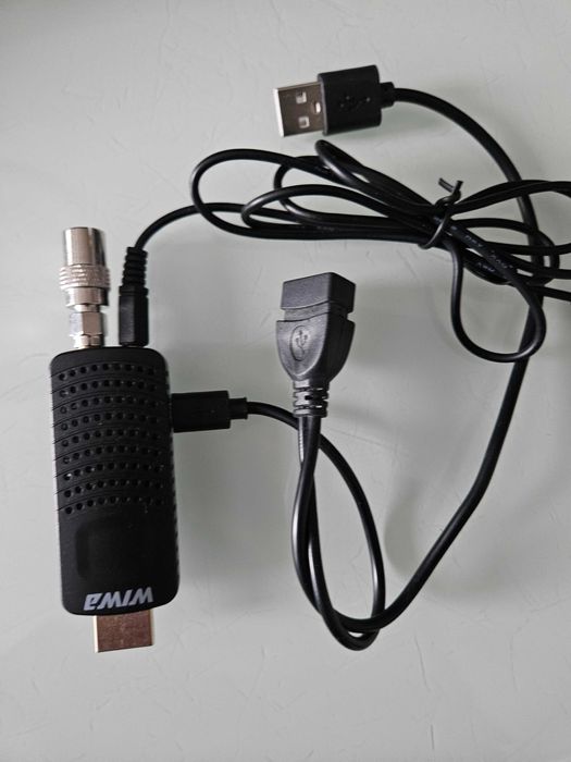 Sprzedam DEKODER Tuner TV DVB-T/T2 Wiwa H.265 mini