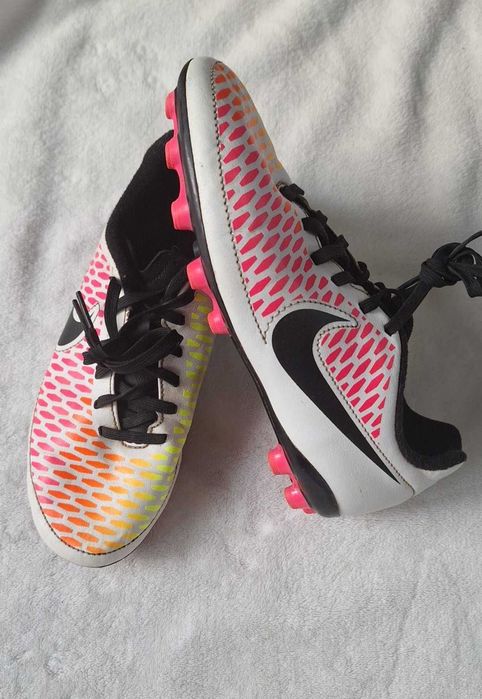 Buty korki Nike Magista onda rozmiar 36,5