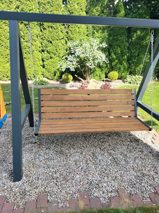 Huśtawka ogrodowa metalowa
