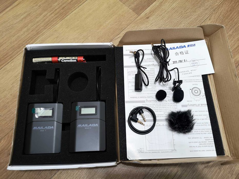 Петлічна радіосистема Mailada WM 8 (бездротовий мікрофон)