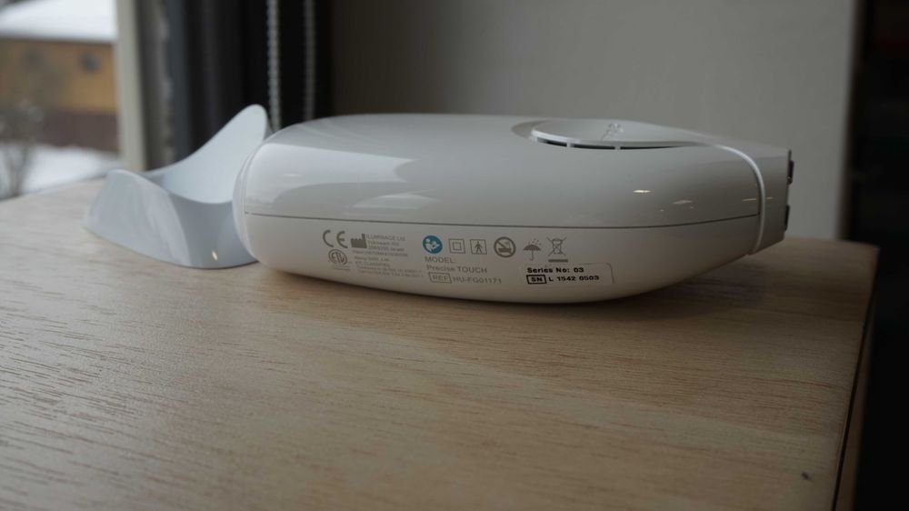 Depilator laserowy Iluminage Precise Touch