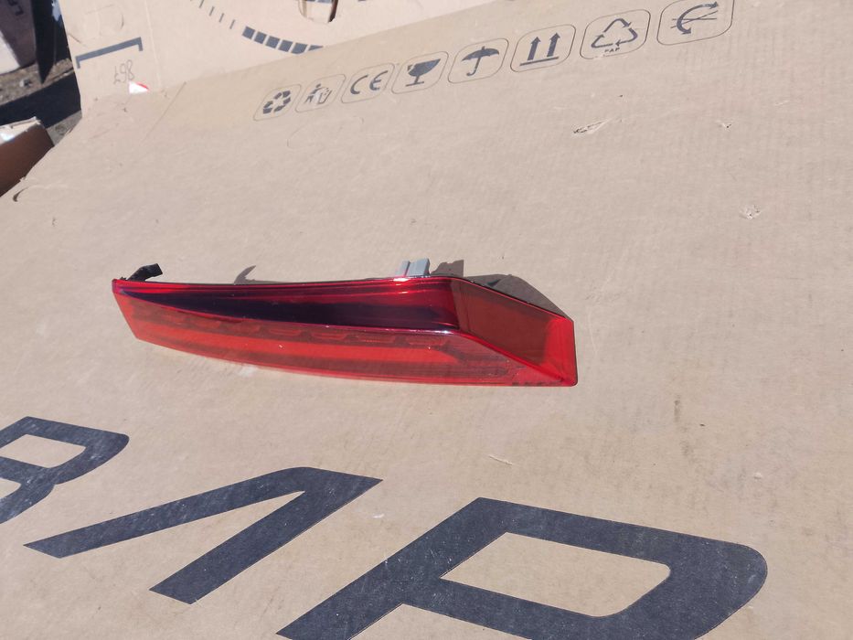 lampa tylna prawa w klape Volvo V60 II 2 EU