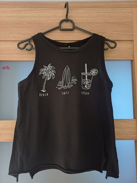 Czarna bluzka na ramiączkach