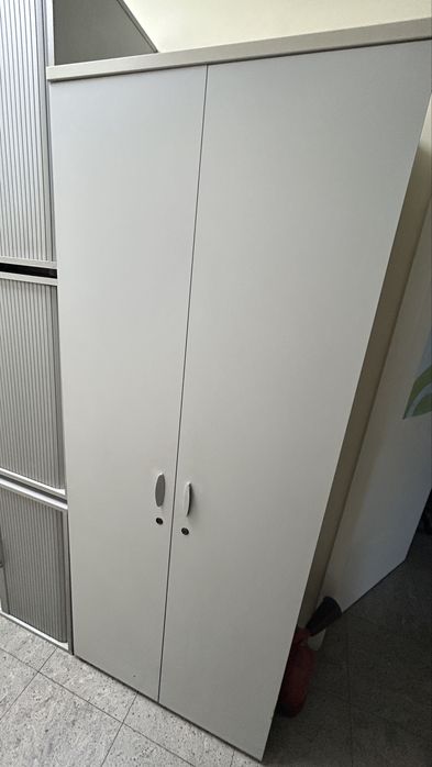 Шкаф для одежды в отличном состоянии