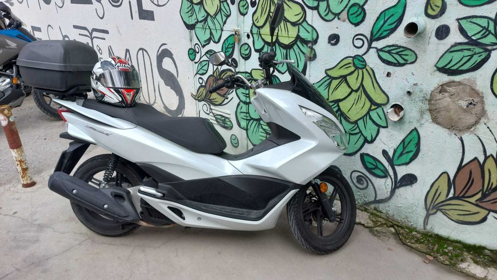 Honda PCX 125cc 2016 – Só 21km – Muito Estimada