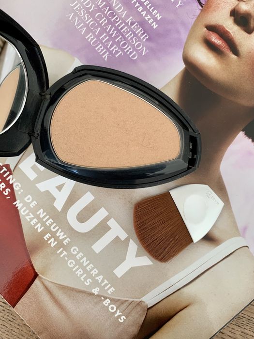 Pó iluminador O Boticário