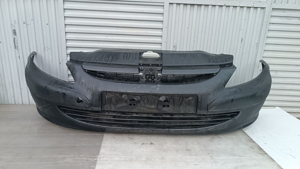 Vendo parachoque de frente Peugeot 307 ano 2002/05