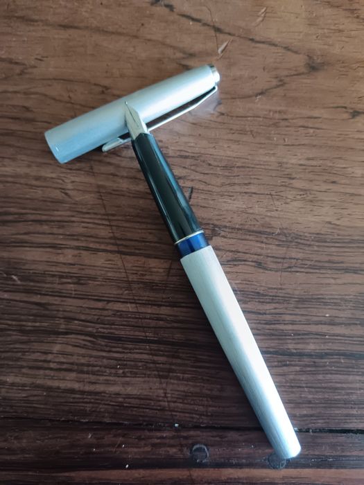Caneta Pelikan P 28 Silvexa
