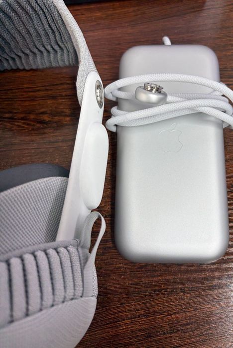 Apple Vision Pro 1TB idealny stan - jak nowe