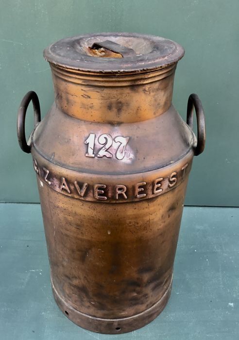 Leiteira antiga em cobre