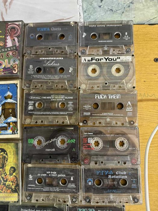 Kasety magnetofonowe – unikatowa kolekcja ok. 29 sztuk