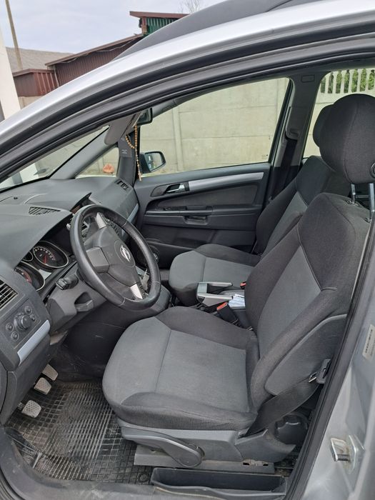 Opel zafira 1.9.CDTi