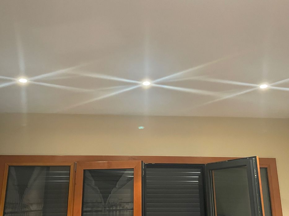 Eletricista Reparos elétricos, instalações elétricas. Quadro.