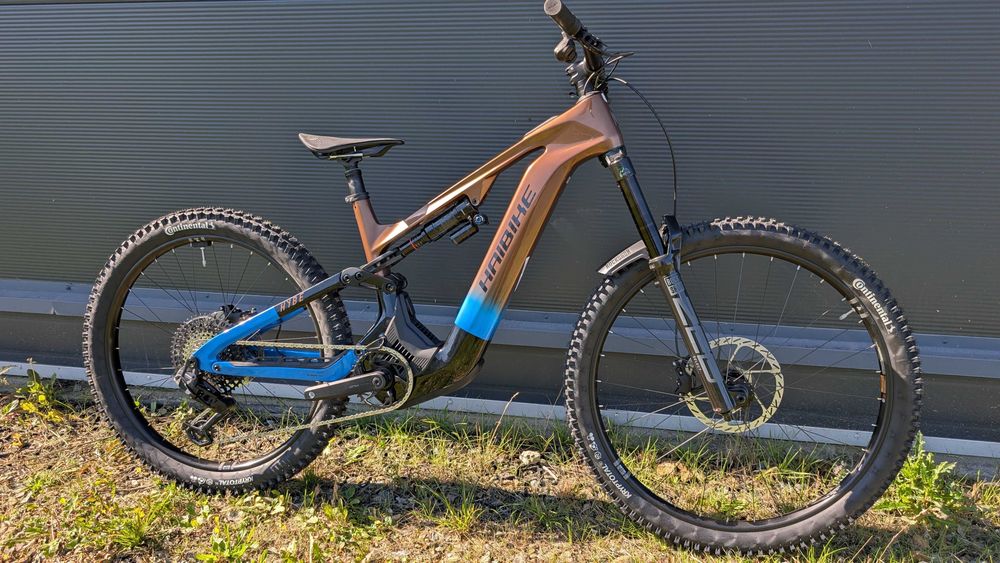 87 Rower elektryczny Haibike Hybe CF 9 Rozmiar M Bosch CX 120Nm 800Wh RockShox Zeeb Sram