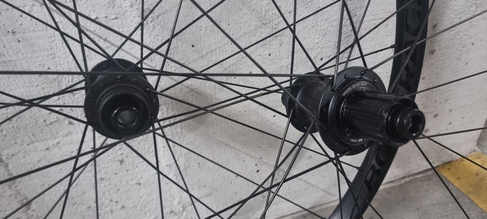 Par de Rodas Bontrager