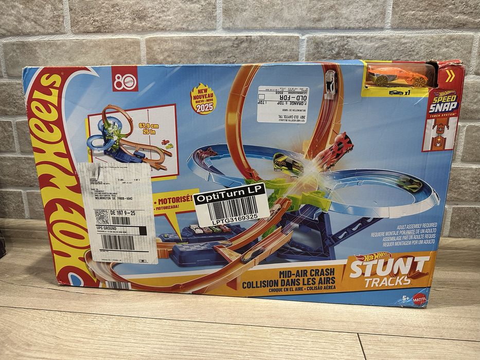 Hot Wheels Неймовірні повітряні зіткнення