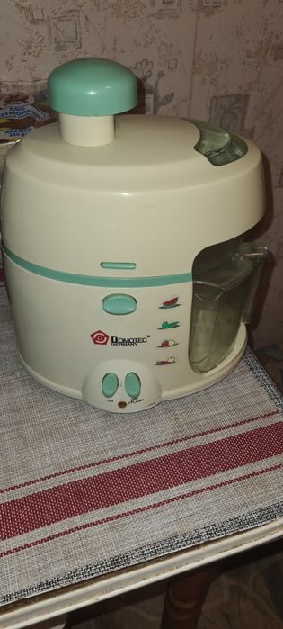 Соковыжималка рабочая состояние новой