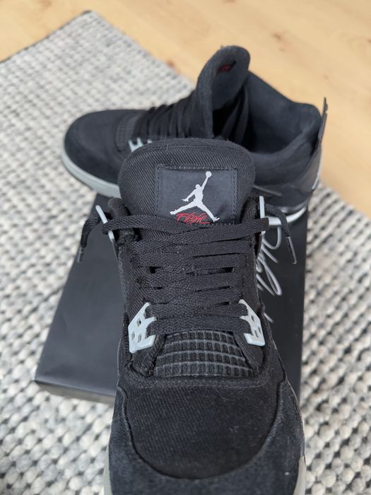 Jordan 4