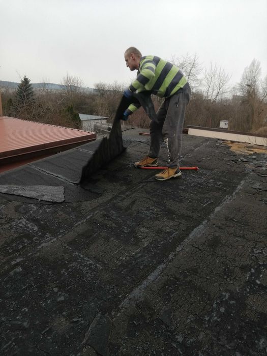 Sprzątanie działek, rozbiórka stodoły, wycinki drzew,mycie kostki