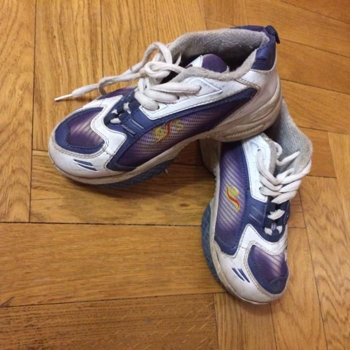 Кроссовки детские ( р. 29 ) б/у