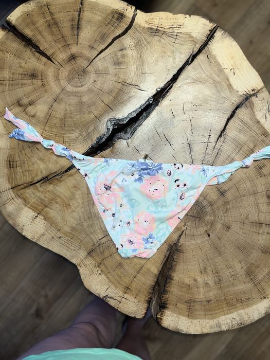 Dół bikini majtki w kwiaty M