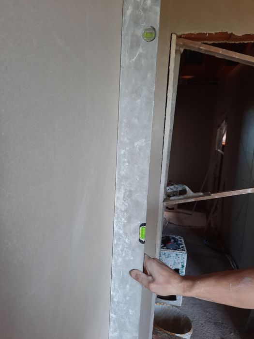 Tynki maszynowe gipsowe, cementowo wapienne wewnetrzne