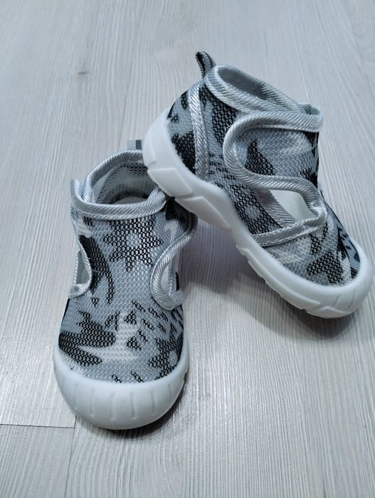 Взуття для хлопчика/обувь на мальчика