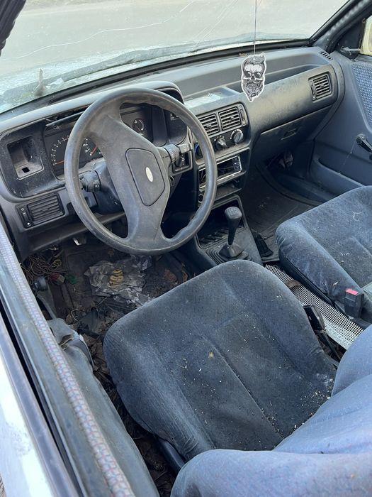 Форд Ескорт 1.6і  CL Купе