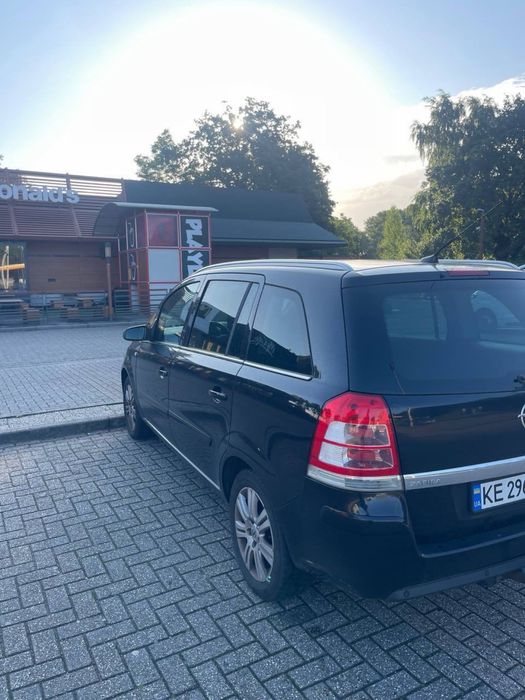 Отдам под выкуп Опель Zafira
