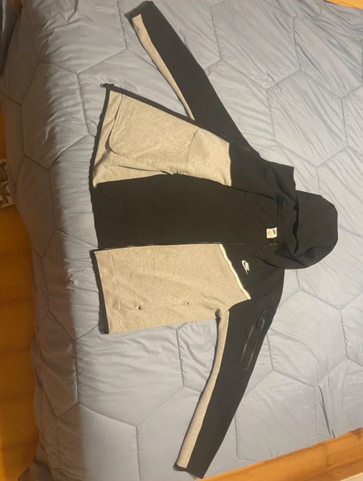 Casaco Nike Tech Fleece