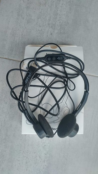 Nowe słuchawki z mikrofonem Logitech 960 USB, idealne do pracy