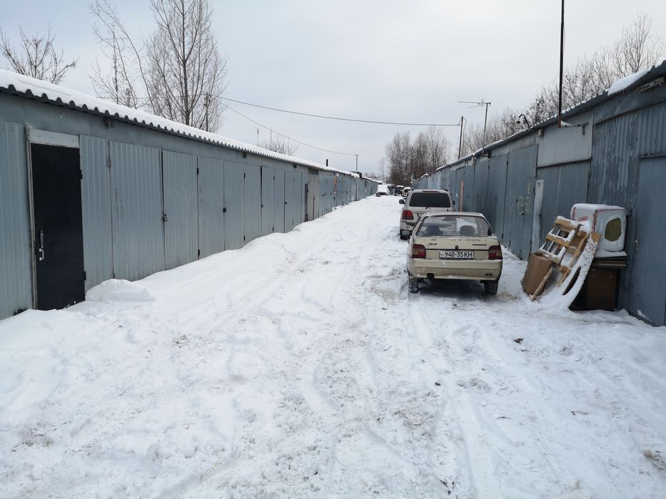 Продам два гаража (спареных в один)