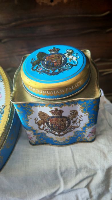 Latas "Buckingham Palace"