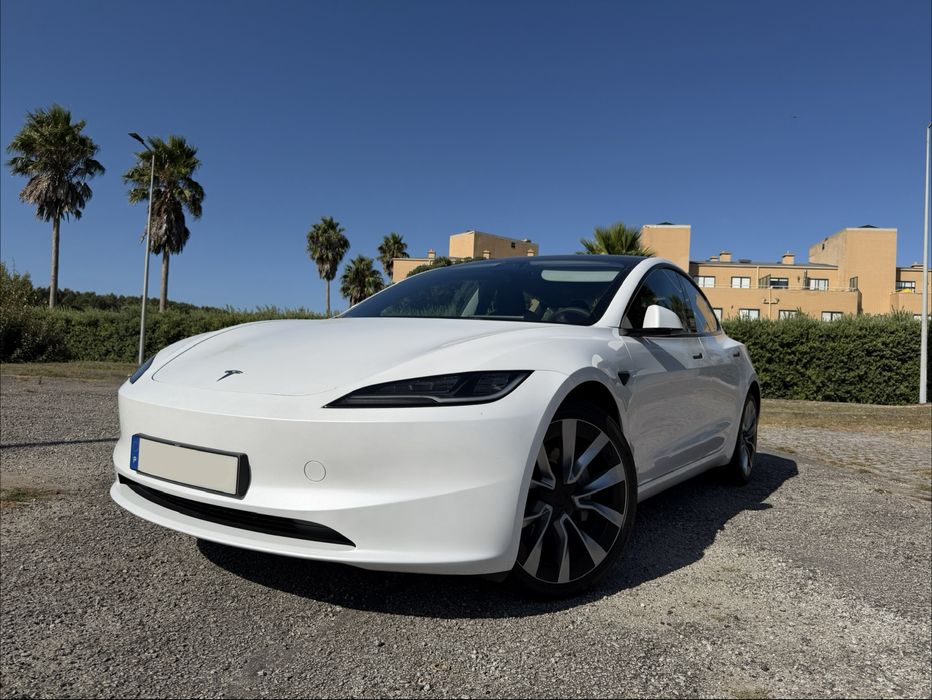 Tesla Model 3 Premium RWD SR - 40.000 km - IVA Dedutível