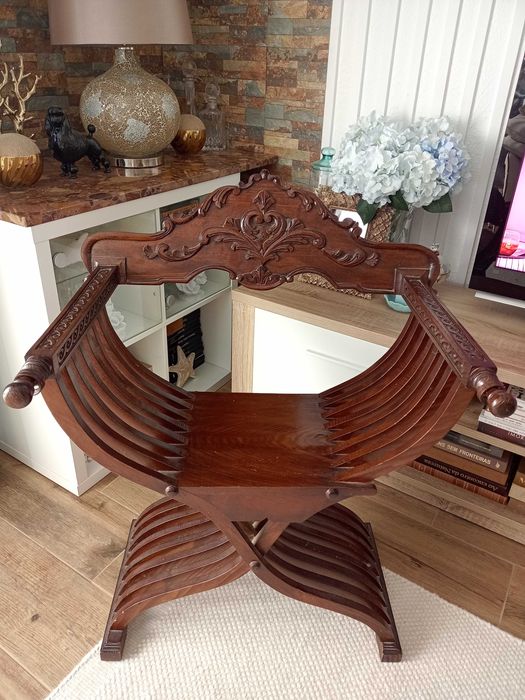 Cadeira Savonarola. Valor não negociável.Ler descrição total. Entrega!