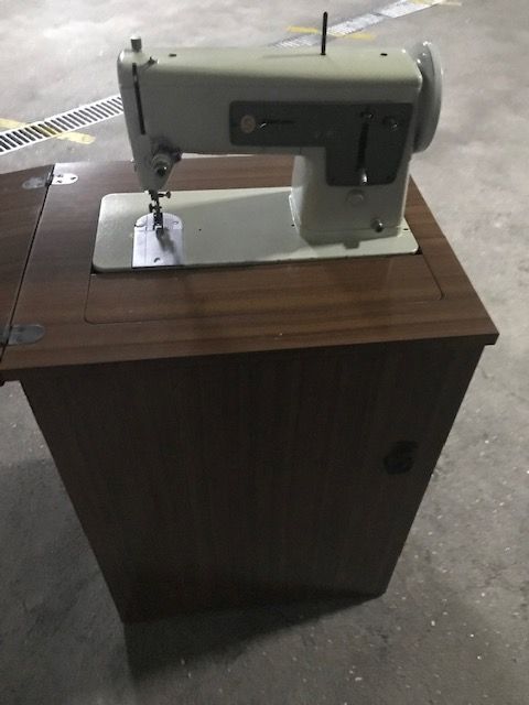 Maquina Costura Singer