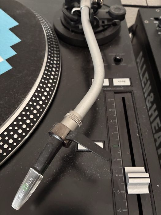 Toca disco reloop 7000 mk2