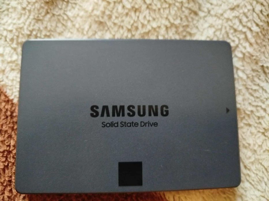 SSD 2.5 1T для ноутбука чи пк б/у