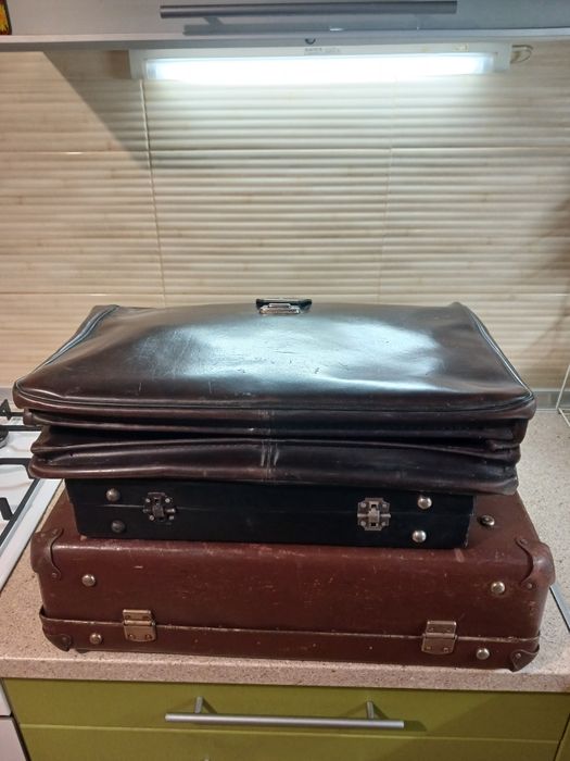 Чемоданы. Чемоданы.