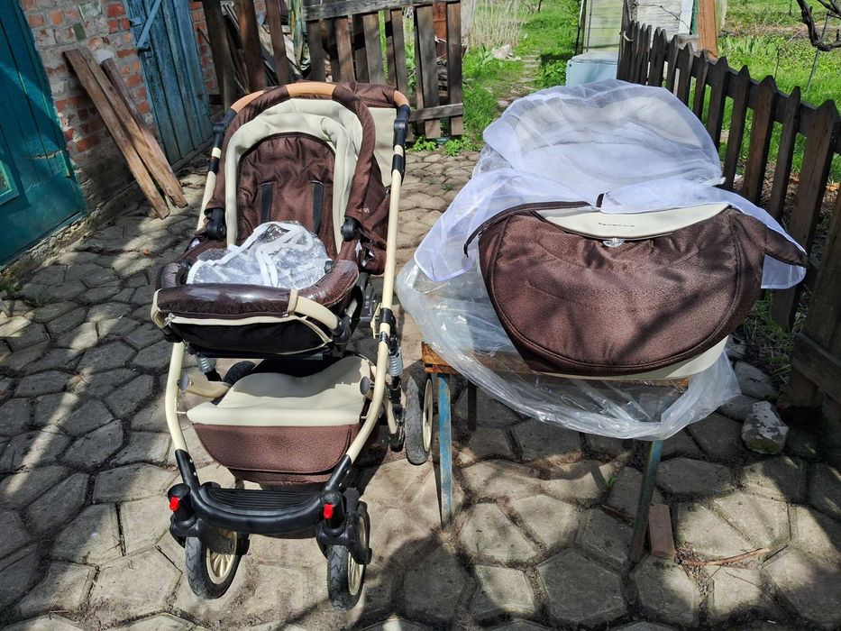 Коляска детская в отличном состоянии