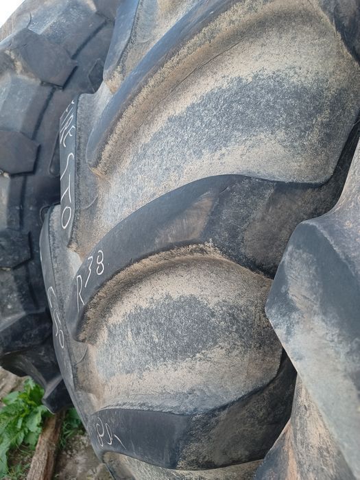 Opony rolnicze 650/85r38 Firestone komplet Fendt John Deere Case MF .
